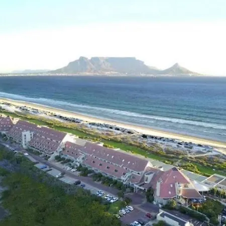 Dolphin Beach Beachfront Apartment, 3 Bedroom-6 Persons Cidade Do Cabo Exterior foto