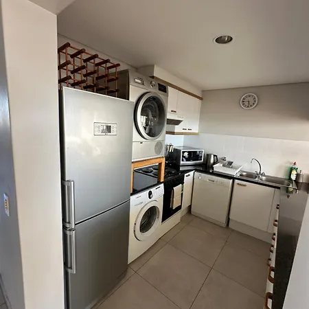 Dolphin Beach Beachfront Apartment, 3 Bedroom-6 Persons Cidade Do Cabo Exterior foto