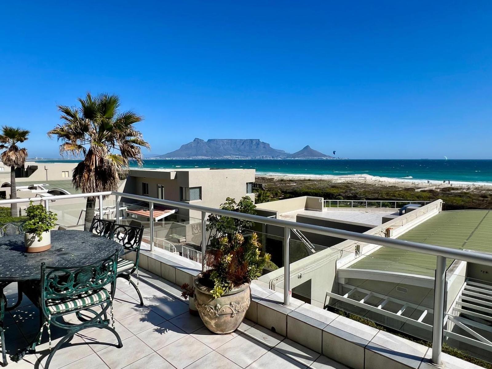 Dolphin Beachfront Apartment, 3 Bedroom-6 Persons Kapstadt