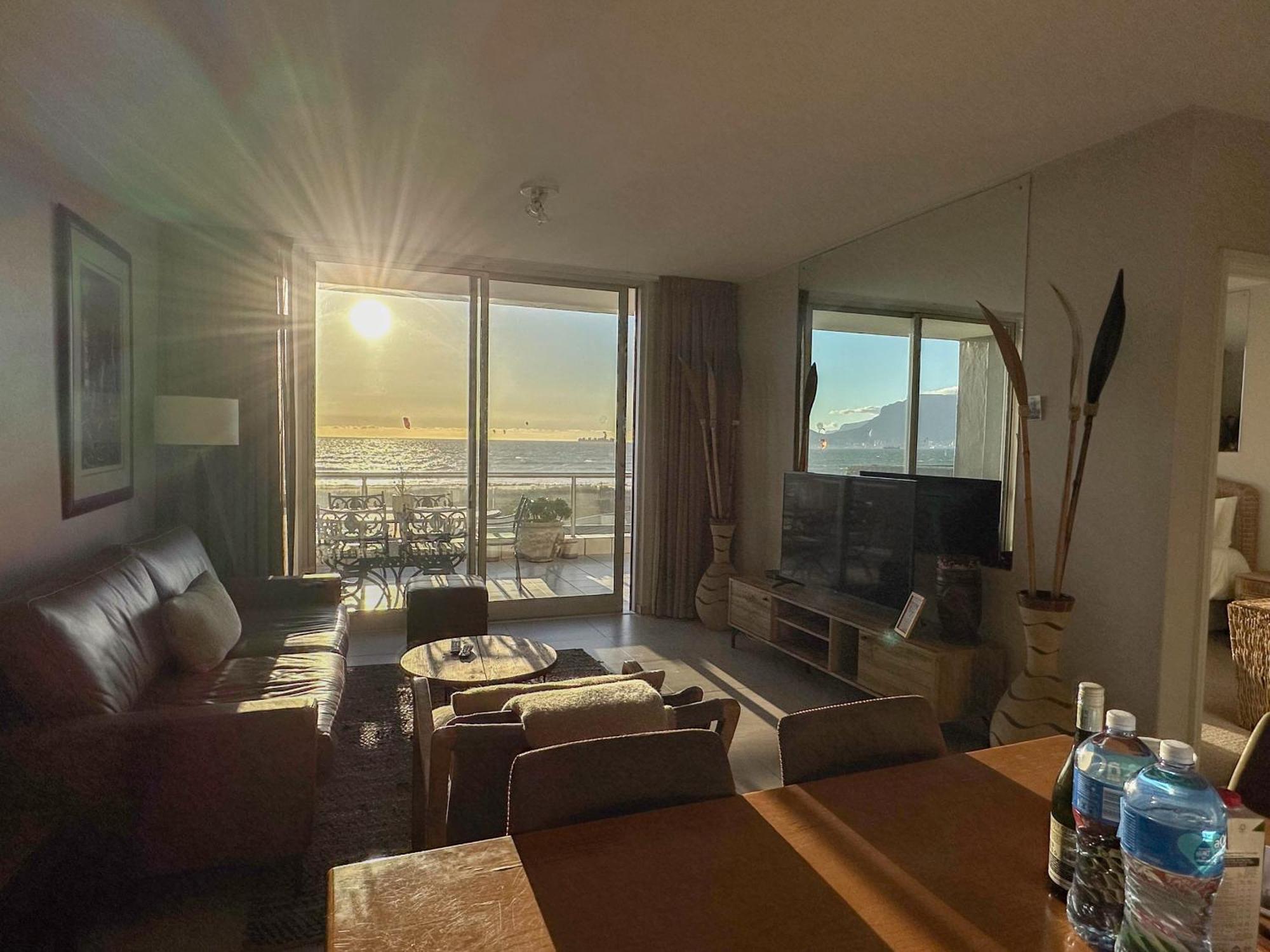 Apartment Dolphin Beachfront Apartment, 3 Bedroom-6 Persons Kapstadt